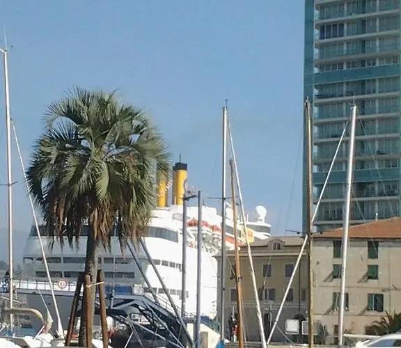 Piazzetta La Maddalena Σαβόνα