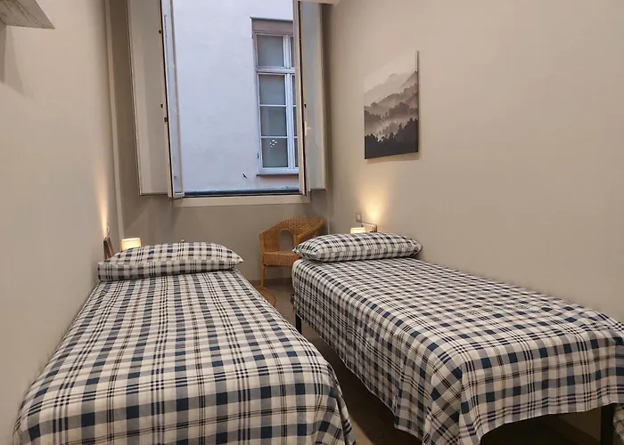 Piazzetta La Maddalena * 萨沃纳