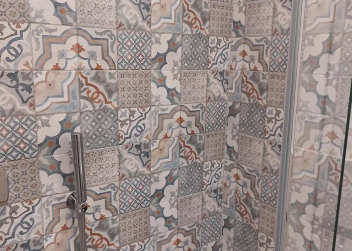 Piazzetta La Maddalena 萨沃纳